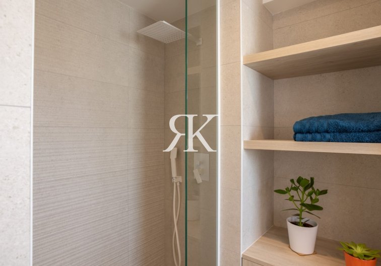 Wiederverkauf - Bungalow im obersten Stockwerk - San Miguel de Salinas - Blue Lagoon