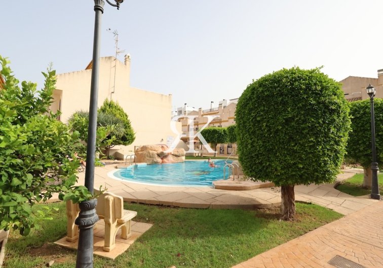 Resale - Townhouse - Cabo Roig