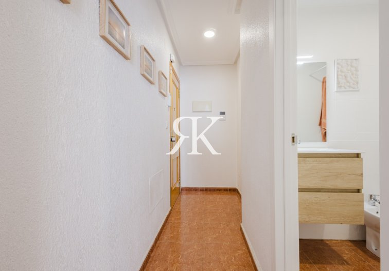 Revente - Appartement - Torrevieja - Centro