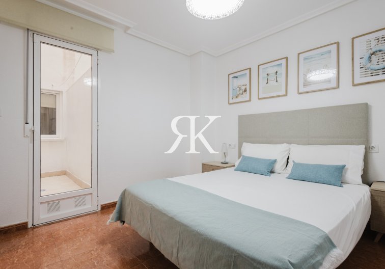 Revente - Appartement - Torrevieja - Centro