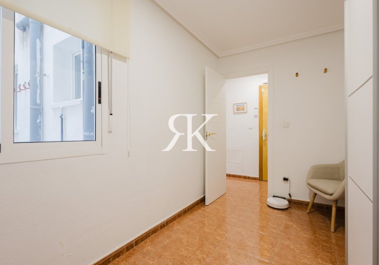 Revente - Appartement - Torrevieja - Centro