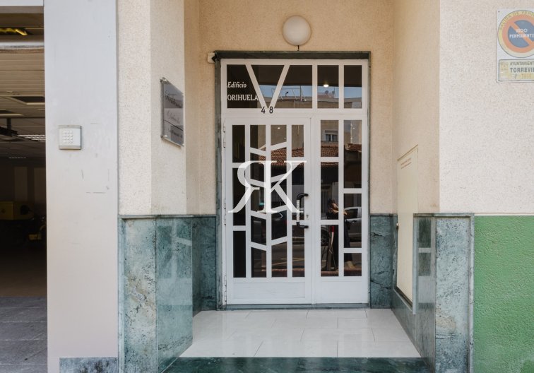 Revente - Appartement - Torrevieja - Centro