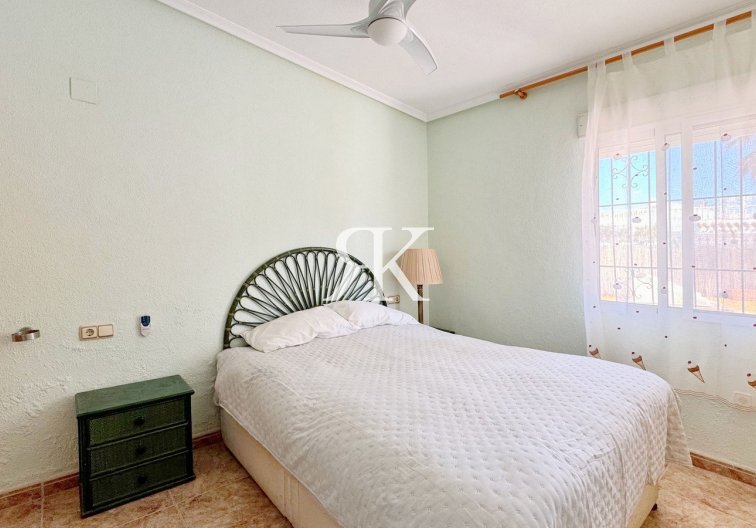 Wiederverkauf - Doppelhaushälfte - Torrevieja - Punta Prima