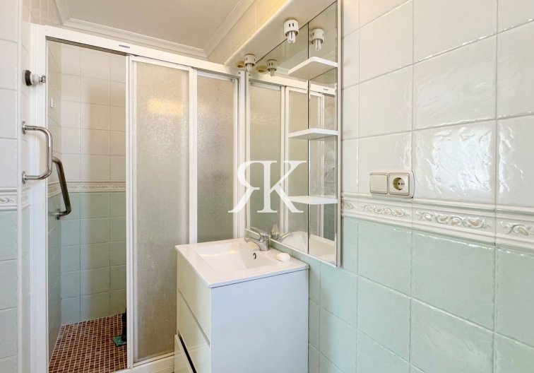 Wiederverkauf - Doppelhaushälfte - Torrevieja - Punta Prima