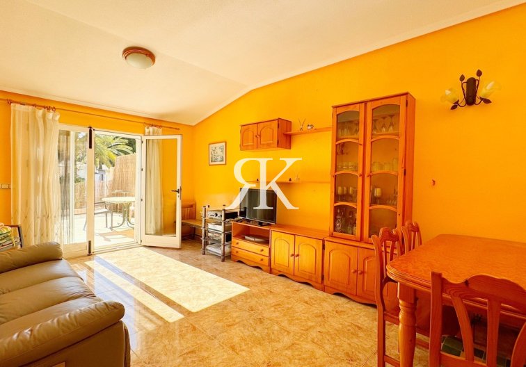 Wiederverkauf - Doppelhaushälfte - Torrevieja - Punta Prima