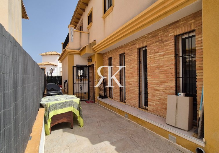 Segunda mano - Villa independiente - Orihuela Costa - Lomas de Cabo Roig