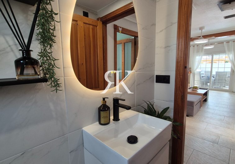 Segunda mano - Villa independiente - Orihuela Costa - Lomas de Cabo Roig