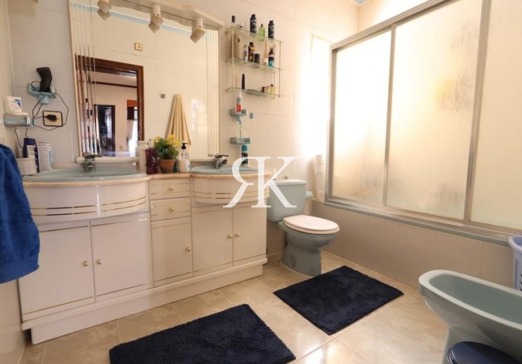 Resale - Detached Villa - Torrevieja - El Chaparral