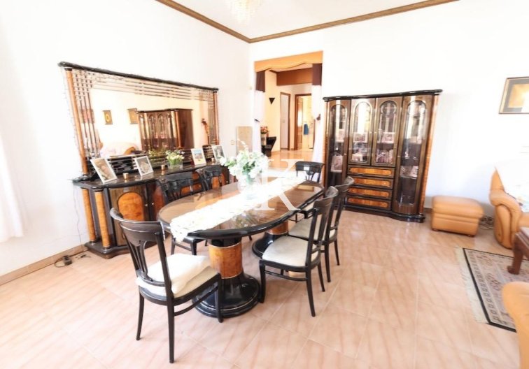 Resale - Detached Villa - Torrevieja - El Chaparral