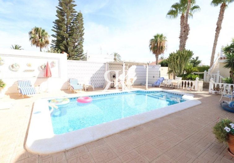 Resale - Detached Villa - Torrevieja - El Chaparral