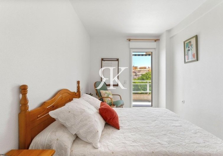 Resale - Apartment - Orihuela Costa - Dehesa de campoamor