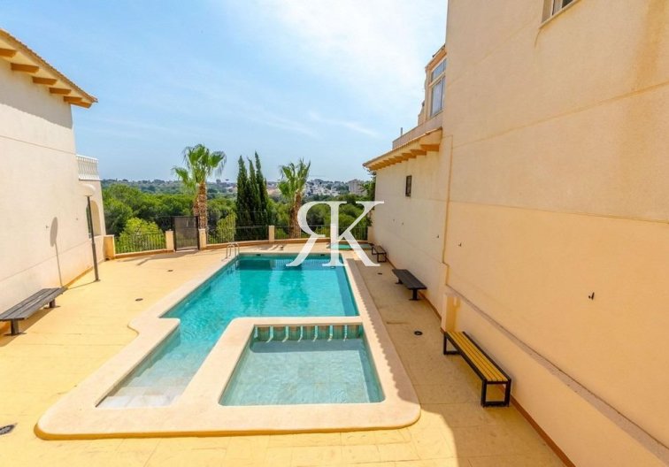 Resale - Apartment - Orihuela Costa - Dehesa de campoamor