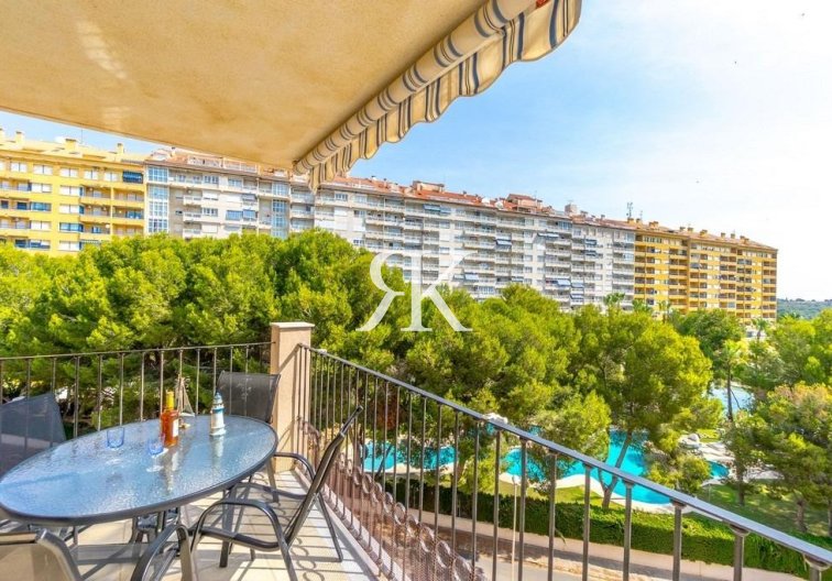 Resale - Apartment - Orihuela Costa - Dehesa de campoamor