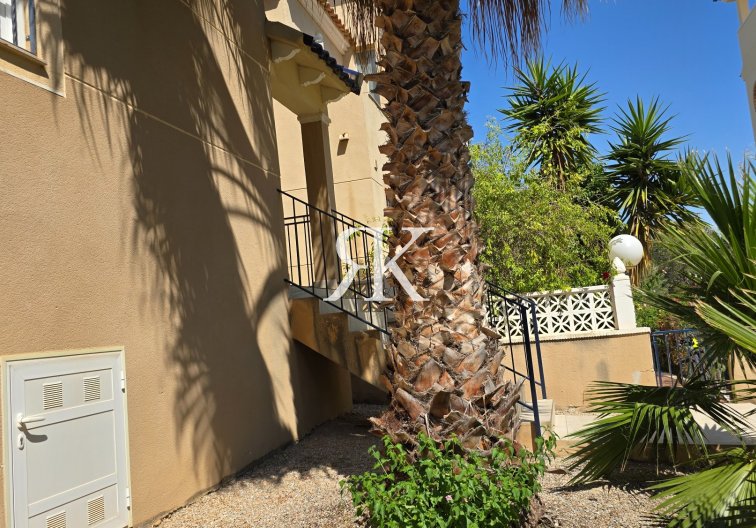 Wiederverkauf - Freistehende Villa - Orihuela Costa - Las Filipinas,Villamartin