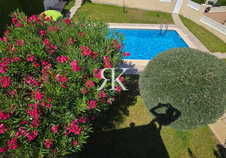 Wiederverkauf - Freistehende Villa - Orihuela Costa - Las Filipinas,Villamartin