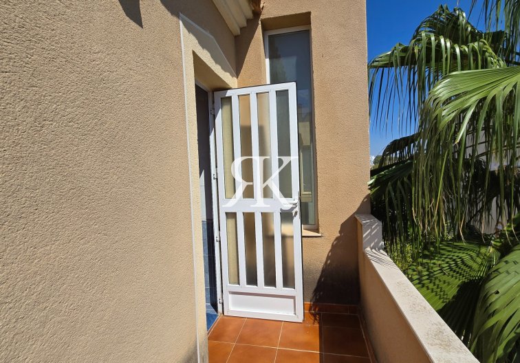 Wiederverkauf - Freistehende Villa - Orihuela Costa - Las Filipinas,Villamartin