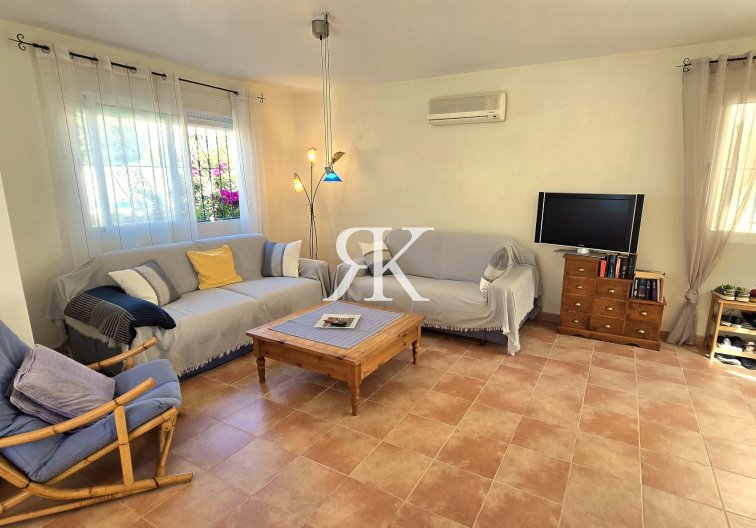 Wiederverkauf - Freistehende Villa - Orihuela Costa - Las Filipinas,Villamartin