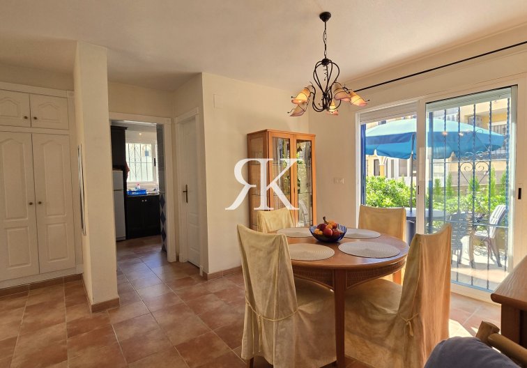 Wiederverkauf - Freistehende Villa - Orihuela Costa - Las Filipinas,Villamartin