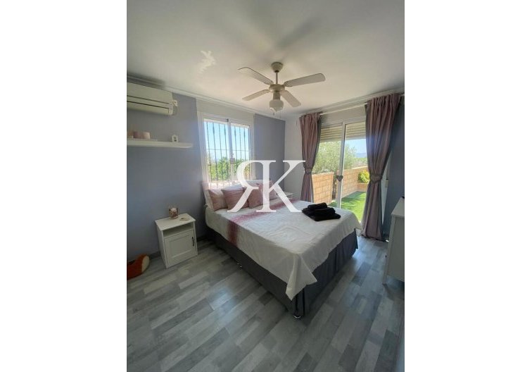 Wiederverkauf - Freistehende Villa - Albatera