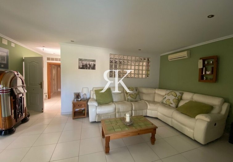 Wiederverkauf - Freistehende Villa - Albatera