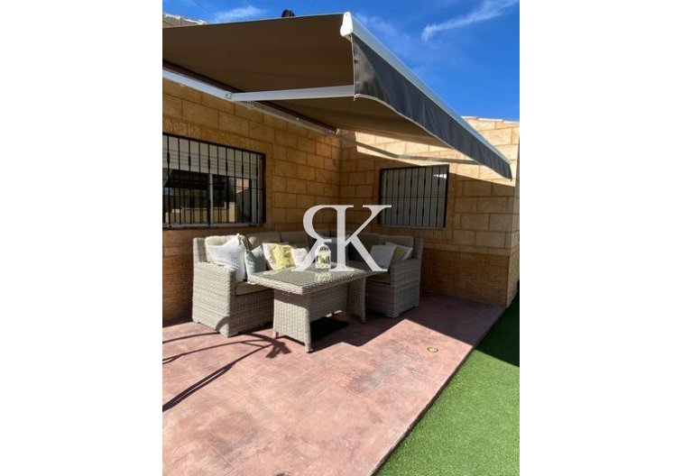 Wiederverkauf - Freistehende Villa - Albatera