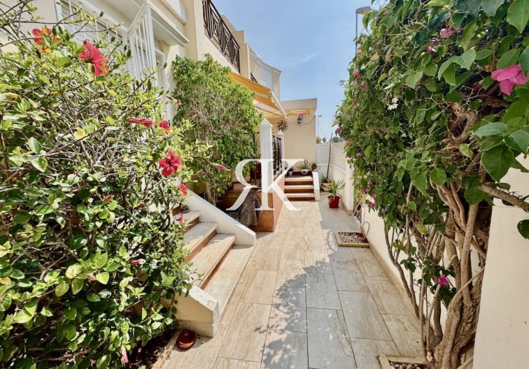 Resale - Townhouse - Ciudad Quesada - Doña Pepa 