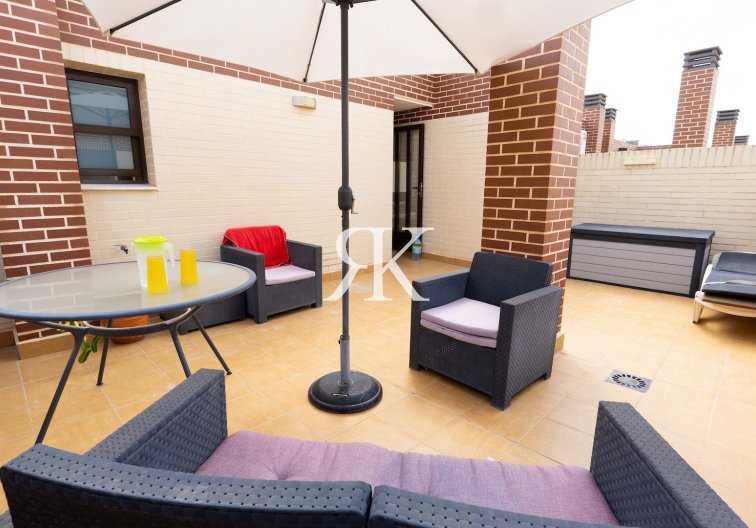 Segunda mano - Bungalow en planta alta - Orihuela Costa - Lomas de Cabo Roig