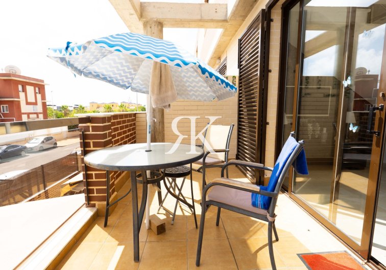 Segunda mano - Bungalow en planta alta - Orihuela Costa - Lomas de Cabo Roig