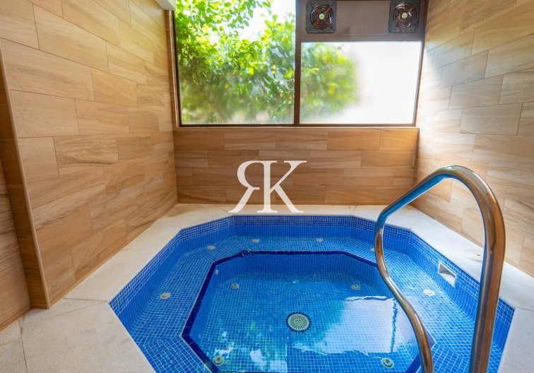 Segunda mano - Bungalow en planta alta - Orihuela Costa - Lomas de Cabo Roig