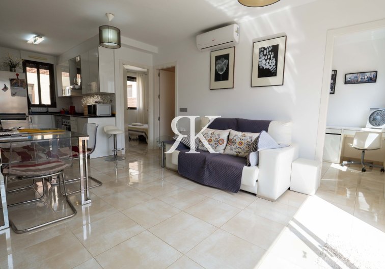 Segunda mano - Bungalow en planta alta - Orihuela Costa - Lomas de Cabo Roig