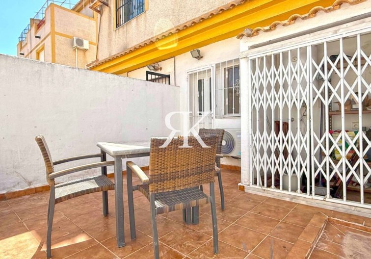 Segunda mano - Villa pareado - Orihuela Costa - Los Altos