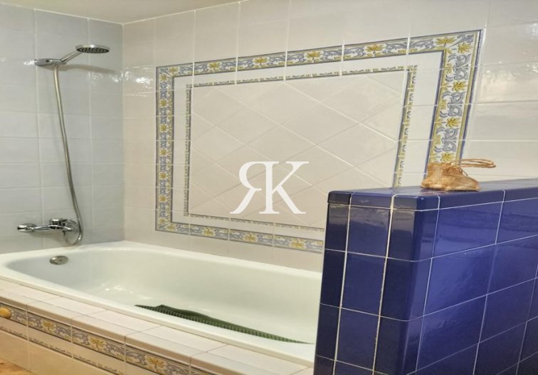 Resale - Detached Villa - San Miguel de Salinas