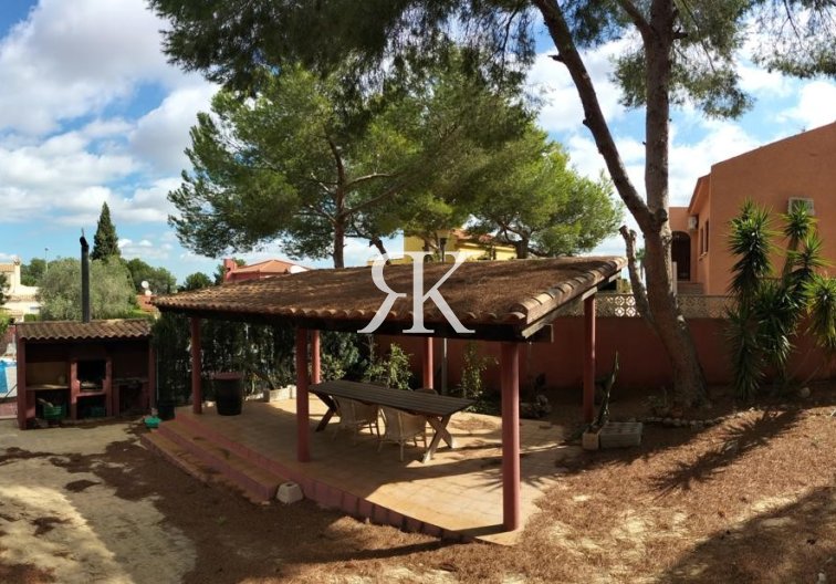 Resale - Detached Villa - San Miguel de Salinas