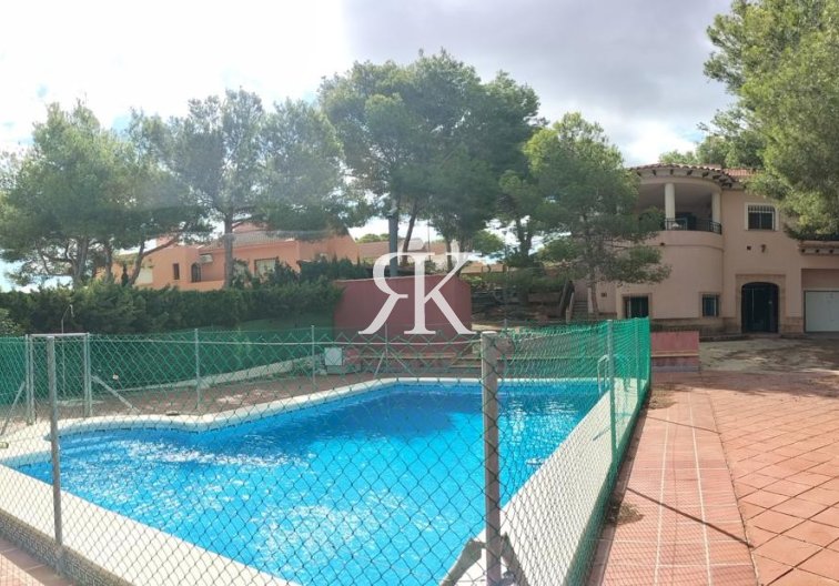 Resale - Detached Villa - San Miguel de Salinas