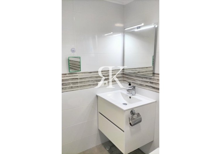 Wiederverkauf - Bungalow im Erdgeschoss - Torrevieja - Los Balcones - Lago Jardin