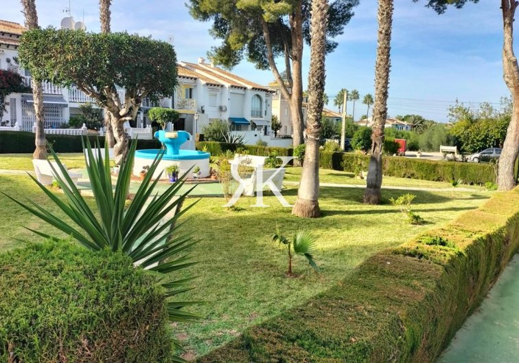 Wiederverkauf - Bungalow im Erdgeschoss - Torrevieja - Los Balcones - Lago Jardin