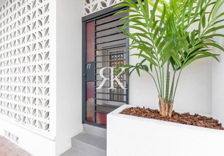 Neubau - Wohnung - Torrevieja - Playa Los Naufragos