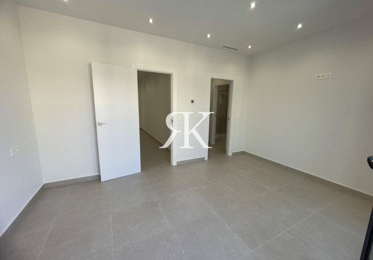 Neubau - villa - Almoradí - Heredades