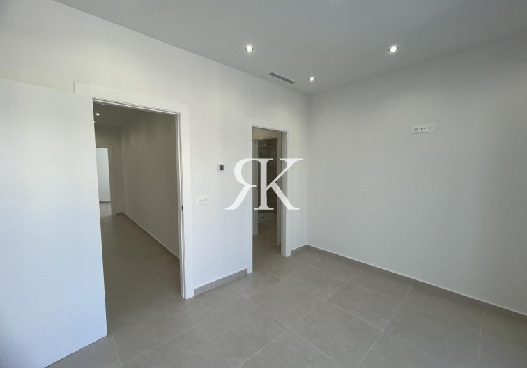 Neubau - villa - Almoradí - Heredades