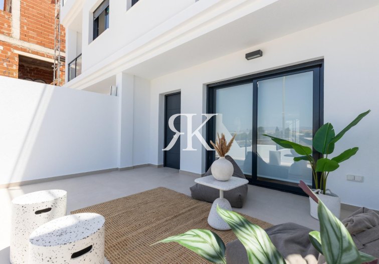 Neubau - town house - Rafal - pueblo