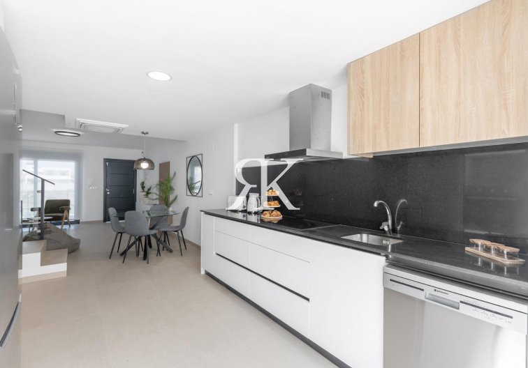 Neubau - town house - Rafal - pueblo