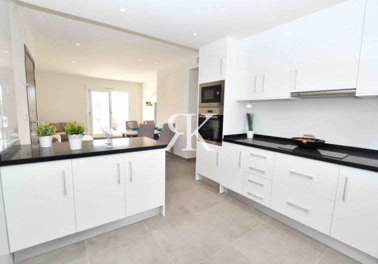 Neubau - Bungalow im obersten Stockwerk - San Miguel de Salinas - La Cañada