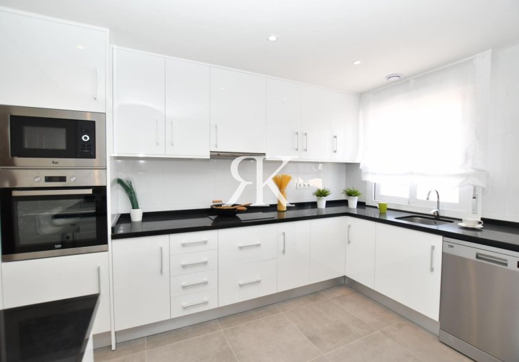 Neubau - Bungalow im obersten Stockwerk - San Miguel de Salinas - La Cañada