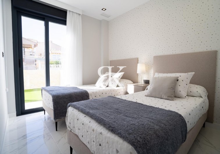 Neubau - Bungalow im Erdgeschoss - Pilar de la Horadada - pueblo