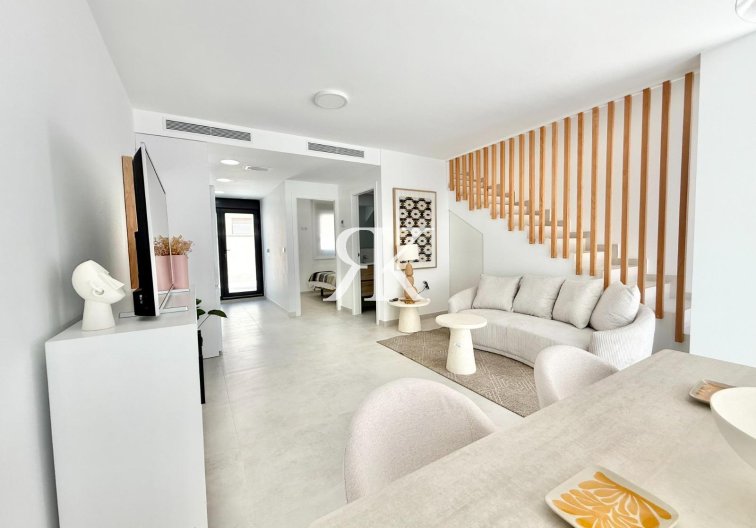 New Build - town house - Cox - San Fernando