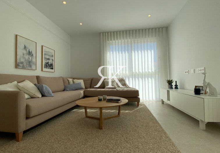 Neubau - Bungalow im obersten Stockwerk - Pilar de la Horadada - pueblo