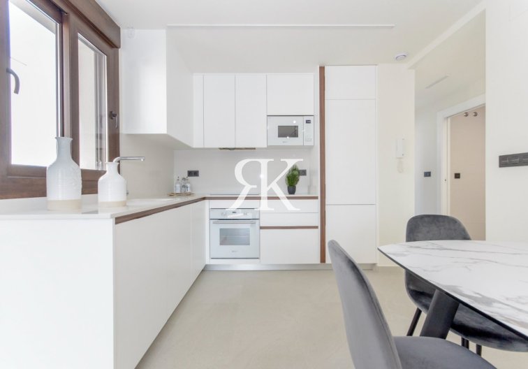 Neubau - Bungalow im obersten Stockwerk - Torrevieja - Los Balcones 